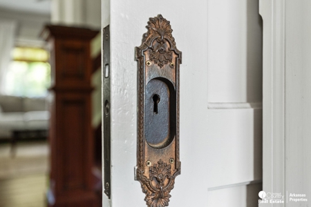Victorian Home for Sale in Arkansas - image 36