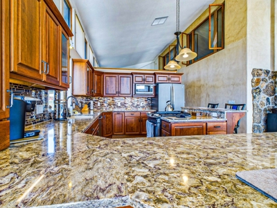 Mountain View Ranch: Luxury Living in Crawford, Colorado - image 27