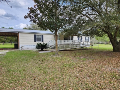 3BR/2BA TWMH on 4.77 acres Levy County. FL - image 1