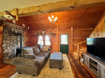 Off-grid Homestead - image 11
