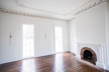 Historic 1865 Home for sale in TN, Wedding Venue, Airbnb - image 17