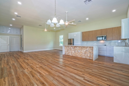Acreage for Sale outside Beeville, TX - image 18