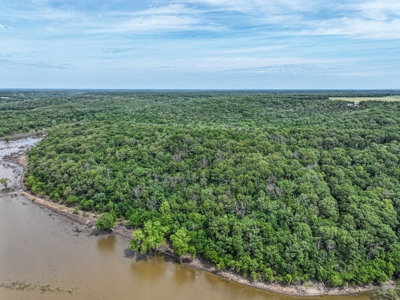 Duck and Deer Hunter's Paradise in Osceola, MO - image 10