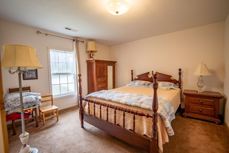 Country Multi-Home Farm for Sale in West TN - image 37