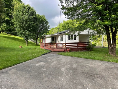 Home in Burkesville, Kentucky - image 5