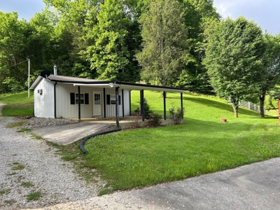 Home in Burkesville, Kentucky - image 6
