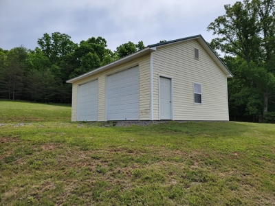 Offering #3 - Country Home & Land for Sale - image 38