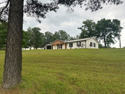 Remodeled Oklahoma Country Home For Sale - image 15