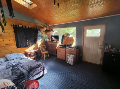 Country Cabin with Acreage - image 5