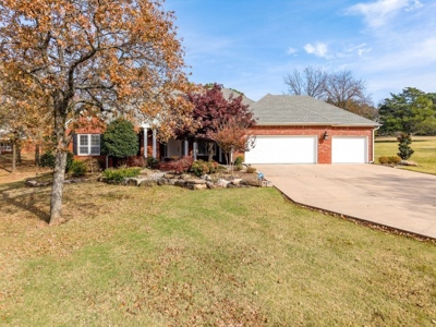 Oklahoma Custom Home Foothills Of Cavanal - image 1