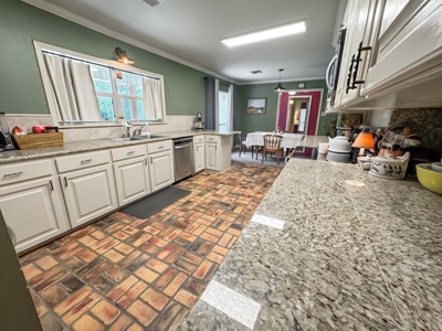 Beautiful Home/Getaway For Sale in Natchez, MS - image 37
