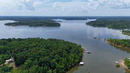 Sunset Views Await: Kerr Lake Oasis In VA - image 20