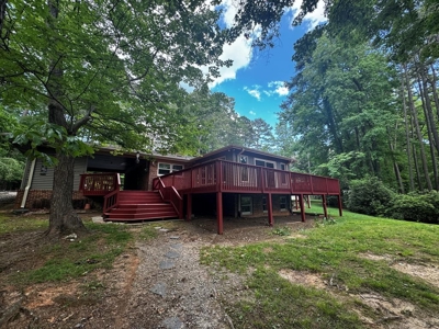 Sunset Views Await: Kerr Lake Oasis In VA - image 11
