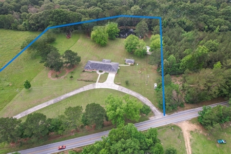 Country Home for Sale with 5.5 Acres of Land, Shop and Pond - image 20
