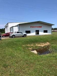 Commercial Warehouse With Office Space In Kinder, La - image 1