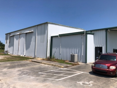 Commercial Warehouse With Office Space In Kinder, La - image 2