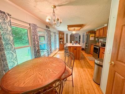 Peaceful Retreat on 14 acres - image 16