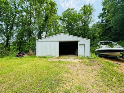 Peaceful Retreat on 14 acres - image 22