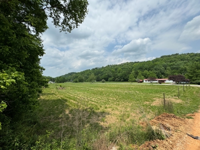 Peaceful Retreat on 14 acres - image 27