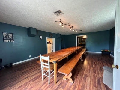 Country Home For Sale! Minutes From Chillicothe! - image 18