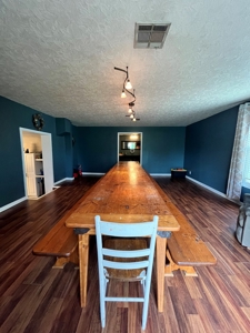 Country Home For Sale! Minutes From Chillicothe! - image 17
