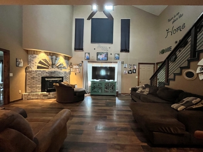 Country Home For Sale! Minutes From Chillicothe! - image 8