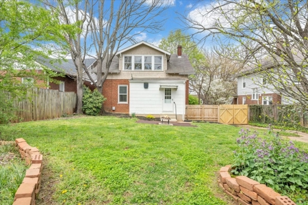 Home for Sale in the Grandin Village in Roanoke VA - image 37