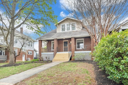 Home for Sale in the Grandin Village in Roanoke VA - image 33