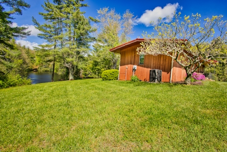 Country Home for Sale in Meadows of Dan VA - image 29