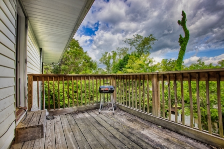 Home for Sale in Pulaski VA - image 17