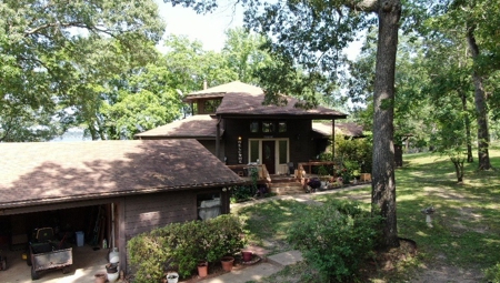 LAKEFRONT HOME on Lake Palestine - image 14