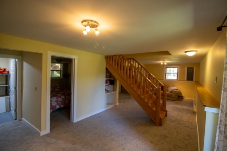 Lakefront Log Cabin at Sean Lake - image 31