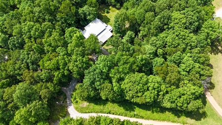 Hunter's Retreat for Sale in Summertown, TN - image 1