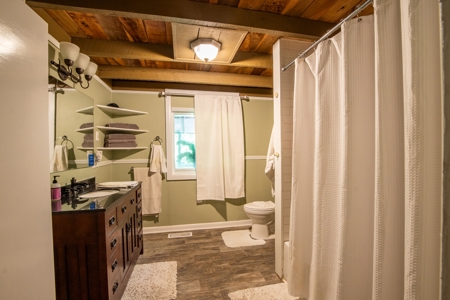 Hunter's Retreat for Sale in Summertown, TN - image 16