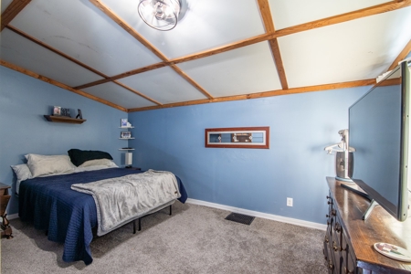Hunter's Retreat for Sale in Summertown, TN - image 7