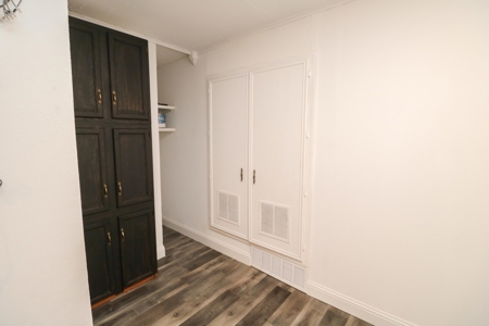 3/2 with Converted Garage, Chicken Coop & Chicken Run! - image 18