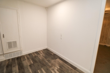 3/2 with Converted Garage, Chicken Coop & Chicken Run! - image 17