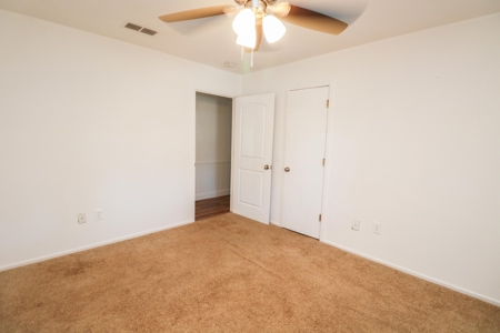 3/2 with Converted Garage, Chicken Coop & Chicken Run! - image 5