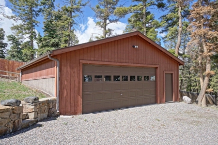 "Mountain Sanctuary: Spectacular Views, Outdoor Adventures - image 24