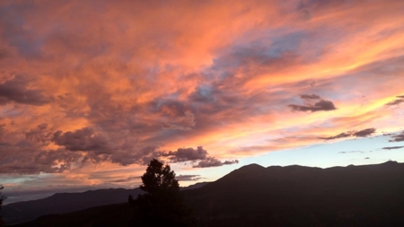 "Mountain Sanctuary: Spectacular Views, Outdoor Adventures - image 29