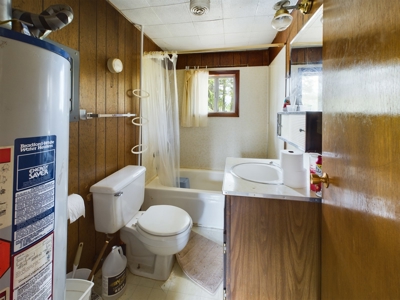 Cabin with Ponds & Creek on 38 Acres for Sale in Council ID - image 25