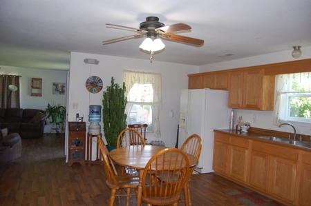 Nice property for sale in just 15 miles from Mountain Grove - image 31