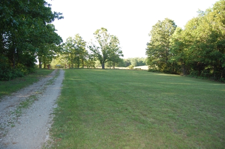 Nice property for sale in just 15 miles from Mountain Grove - image 19