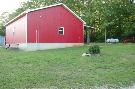 Nice property for sale in just 15 miles from Mountain Grove - image 27