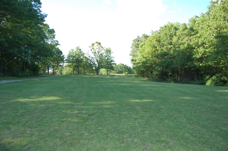 Nice property for sale in just 15 miles from Mountain Grove - image 11