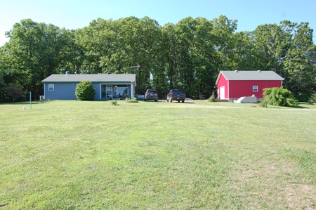Nice property for sale in just 15 miles from Mountain Grove - image 29