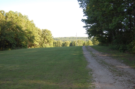 Nice property for sale in just 15 miles from Mountain Grove - image 18