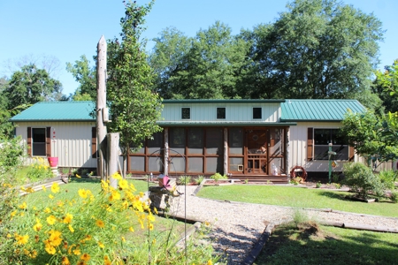 Winnsboro Wood County Texas Pristine Hideaway On 10 Acres - image 3