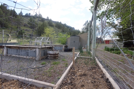 Eastern Oregon Wrights Point Ranchette - image 20