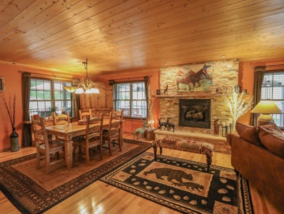 Home for sale adjoining Daniel Boone National Forest in KY - image 13